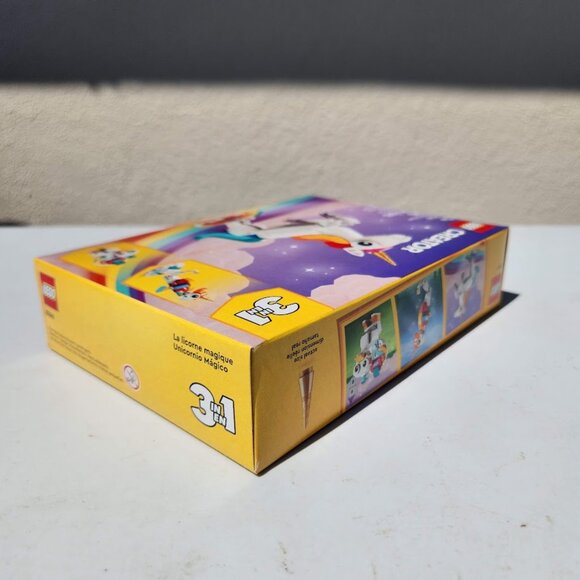 LEGO Creator 3-in-1 Magical Unicorn Seahorse Peacock Rainbow 31140 Easter Basket - Picture 5 of 8